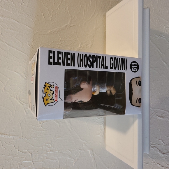 [Funko Pop] Stranger Things- Eleven(Hospital Gown) 511 - Picture 2 of 6